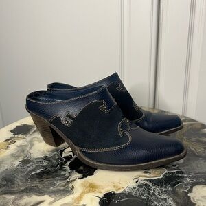 American Vintage Navy Leather Mules